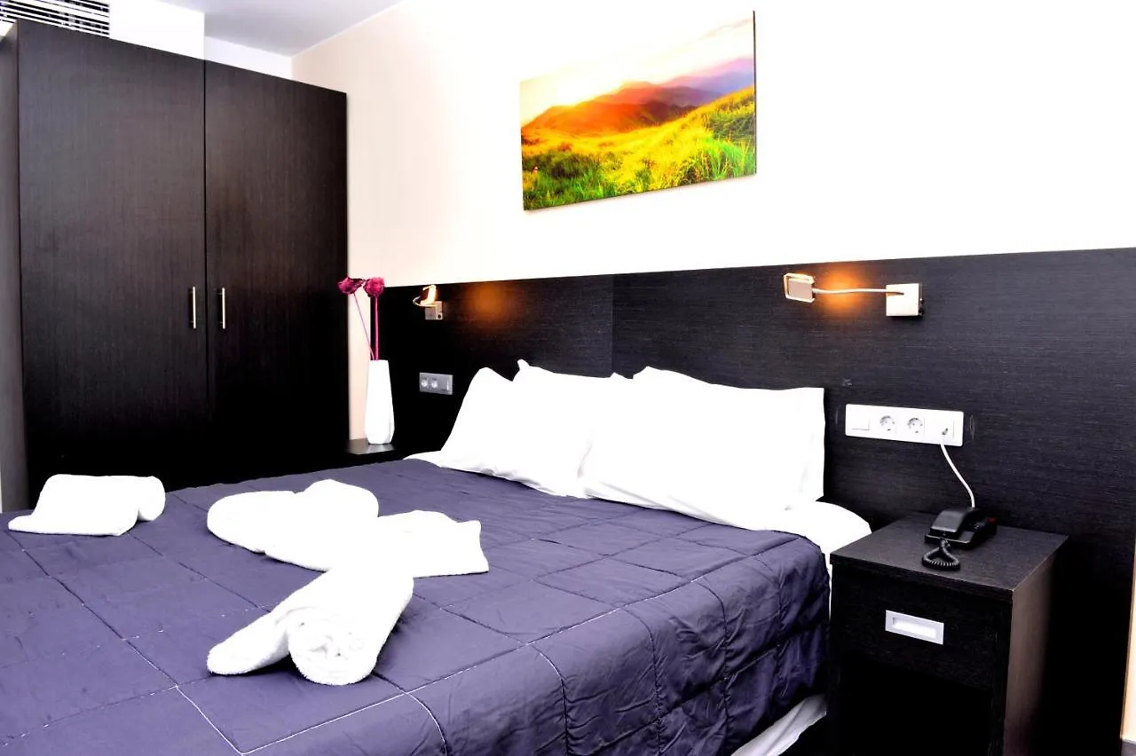 **  6 Bis Hotel 卡斯特尔德费尔斯 西班牙