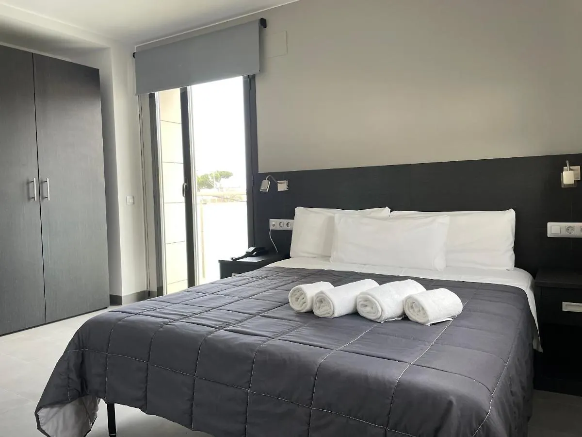 6 Bis Hotel 卡斯特尔德费尔斯 西班牙